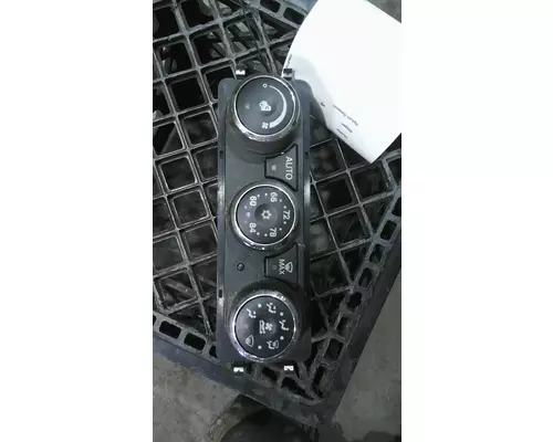 PETERBILT 579 TEMPERATURE CONTROL