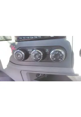 PETERBILT 579 TEMPERATURE CONTROL