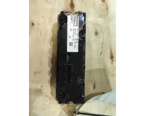 PETERBILT 579 TEMPERATURE CONTROL