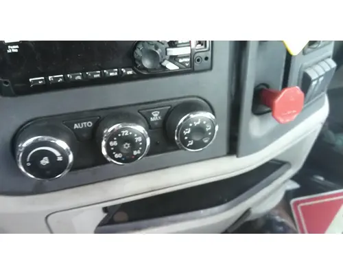 PETERBILT 579 TEMPERATURE CONTROL