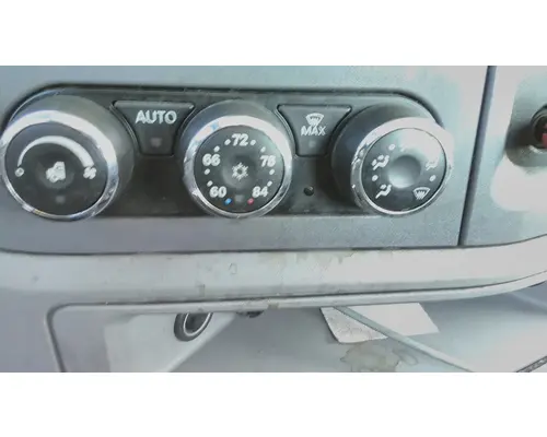 PETERBILT 579 TEMPERATURE CONTROL