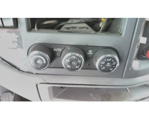 PETERBILT 579 TEMPERATURE CONTROL