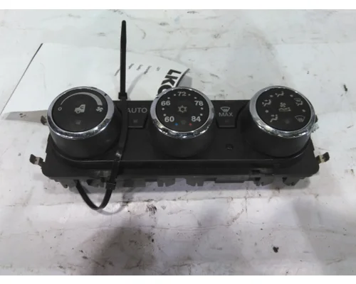 PETERBILT 579 TEMPERATURE CONTROL