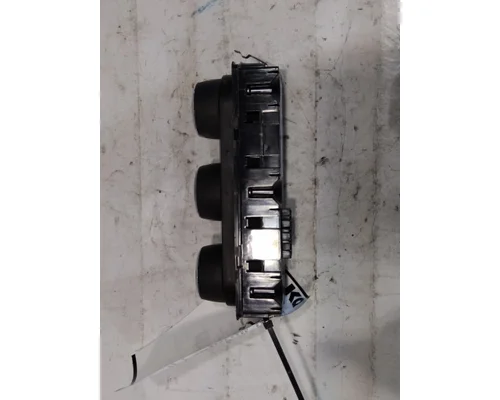 PETERBILT 579 TEMPERATURE CONTROL