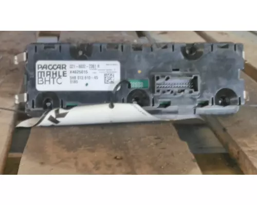 PETERBILT 579 TEMPERATURE CONTROL