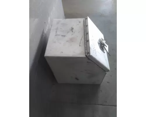 PETERBILT 579 TOOL BOX