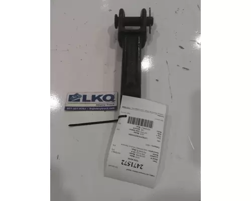 PETERBILT 579 TOW HOOK