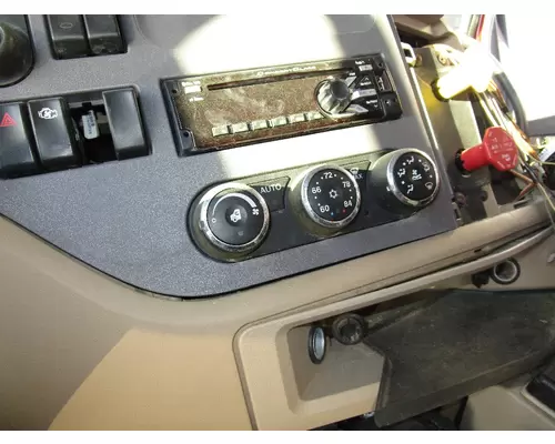 PETERBILT 579 Temperature Control