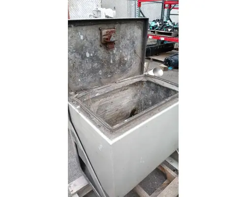 PETERBILT 579 Tool Box