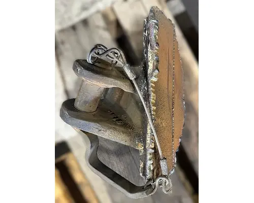 PETERBILT 579 Trailer Hitch