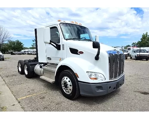 PETERBILT 579 Used Trucks