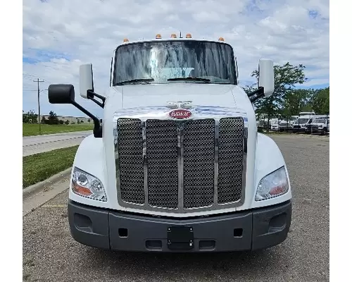 PETERBILT 579 Used Trucks