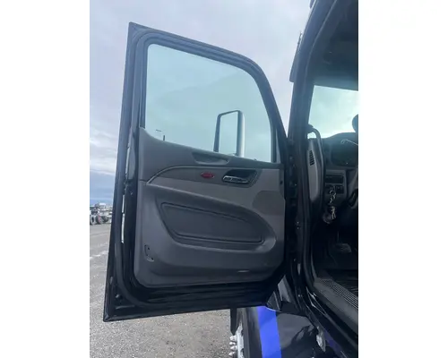 PETERBILT 579 VEHICLE FOR SALE