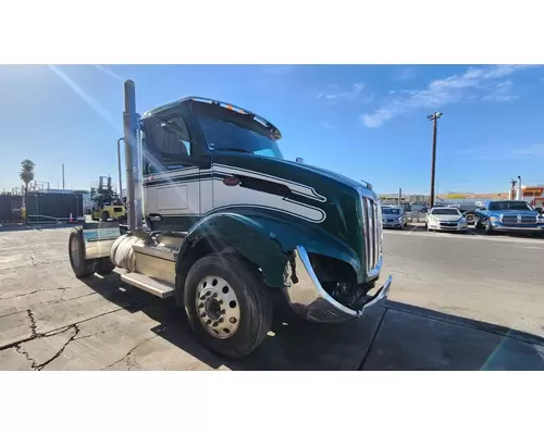 PETERBILT 579 Vehicle For Sale