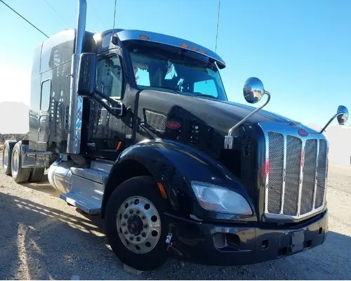 PETERBILT 579 Vehicle For Sale