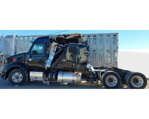 PETERBILT 579 Vehicle For Sale