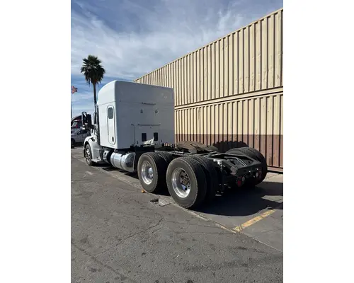 PETERBILT 579 Vehicle For Sale