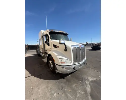 PETERBILT 579 Vehicle For Sale