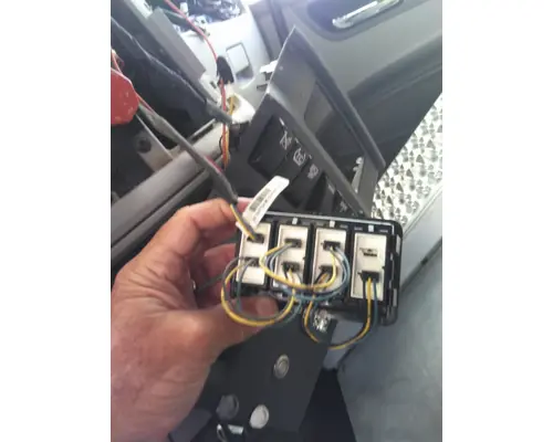 PETERBILT 579 WET KIT