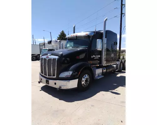 PETERBILT 579 WHOLE TRUCK FOR RESALE