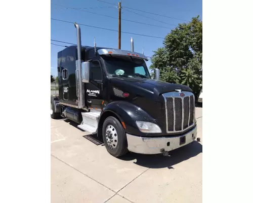 PETERBILT 579 WHOLE TRUCK FOR RESALE