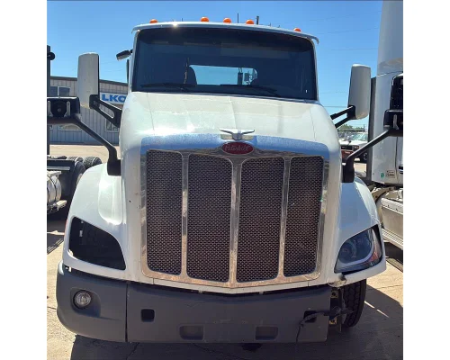 PETERBILT 579 WHOLE TRUCK FOR RESALE