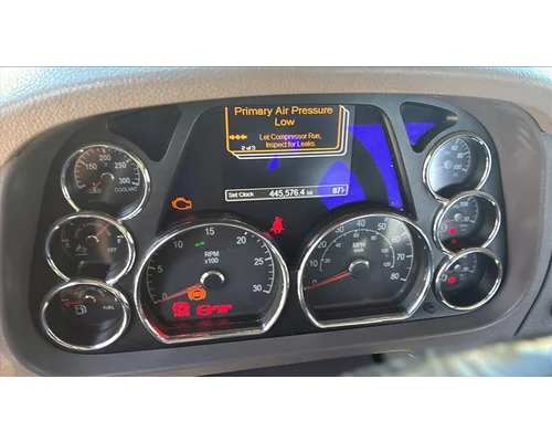 PETERBILT 579 WHOLE TRUCK FOR RESALE