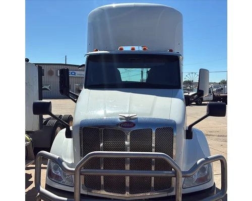 PETERBILT 579 WHOLE TRUCK FOR RESALE