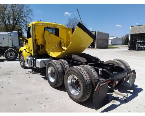 PETERBILT 579 WHOLE TRUCK FOR RESALE