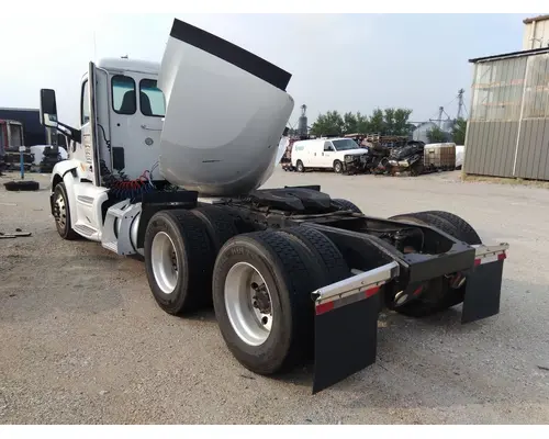 PETERBILT 579 WHOLE TRUCK FOR RESALE