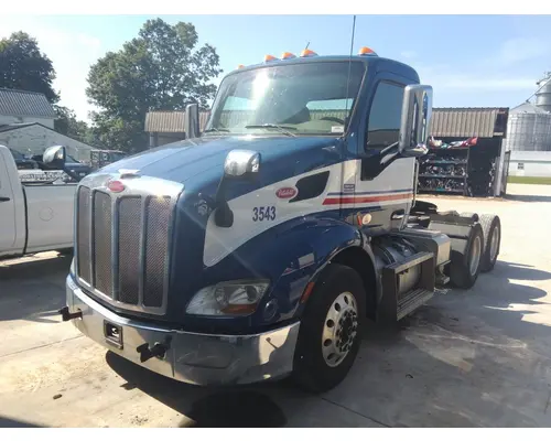 PETERBILT 579 WHOLE TRUCK FOR RESALE