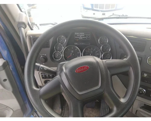 PETERBILT 579 WHOLE TRUCK FOR RESALE