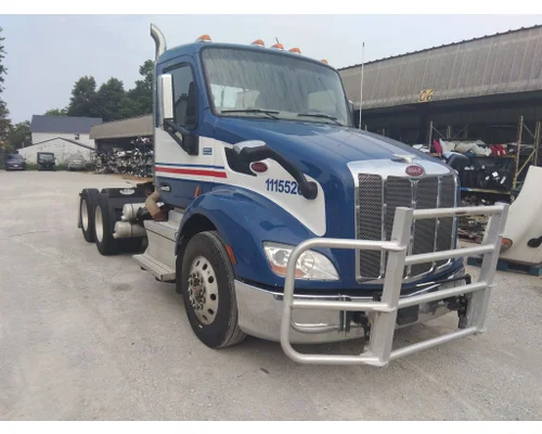 PETERBILT 579 WHOLE TRUCK FOR RESALE