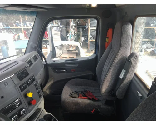 PETERBILT 579 WHOLE TRUCK FOR RESALE