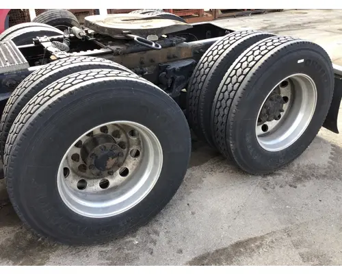 PETERBILT 579 WHOLE TRUCK FOR RESALE