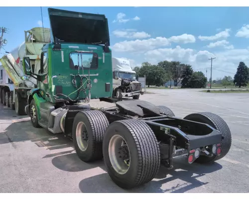 PETERBILT 579 WHOLE TRUCK FOR RESALE