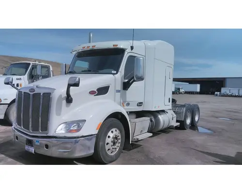 PETERBILT 579 WHOLE TRUCK FOR RESALE