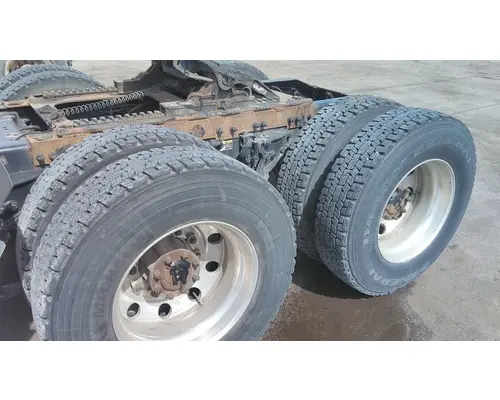 PETERBILT 579 WHOLE TRUCK FOR RESALE