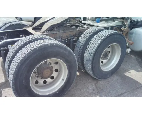 PETERBILT 579 WHOLE TRUCK FOR RESALE