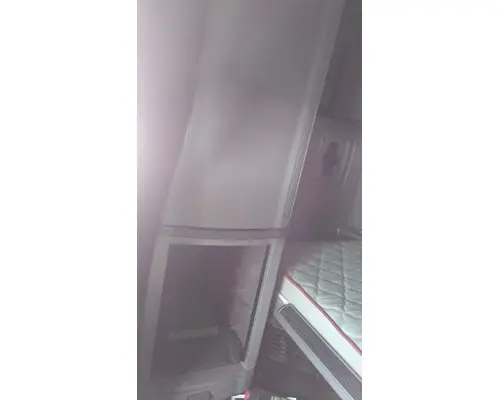 PETERBILT 579 WHOLE TRUCK FOR RESALE