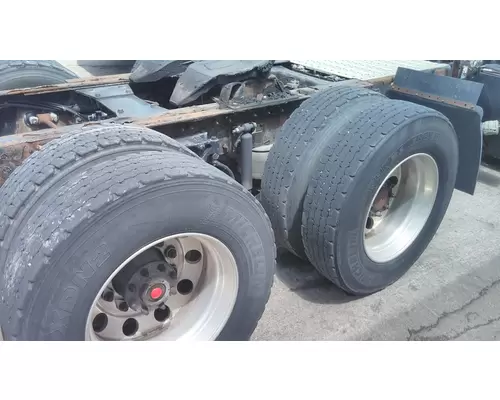 PETERBILT 579 WHOLE TRUCK FOR RESALE