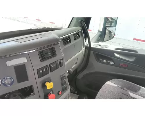 PETERBILT 579 WHOLE TRUCK FOR RESALE