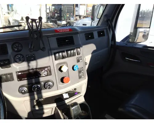 PETERBILT 579 WHOLE TRUCK FOR RESALE