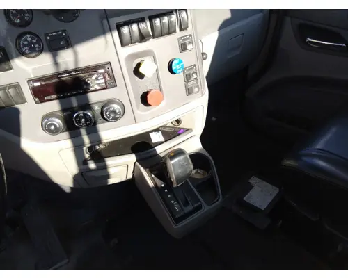 PETERBILT 579 WHOLE TRUCK FOR RESALE