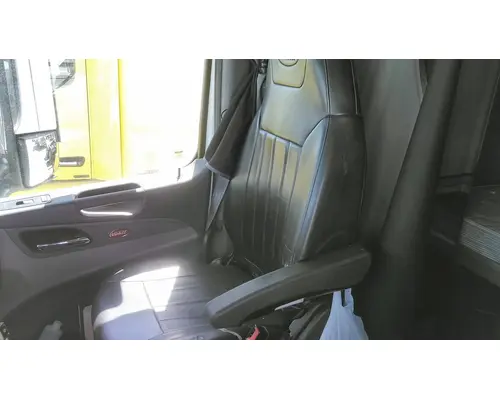 PETERBILT 579 WHOLE TRUCK FOR RESALE