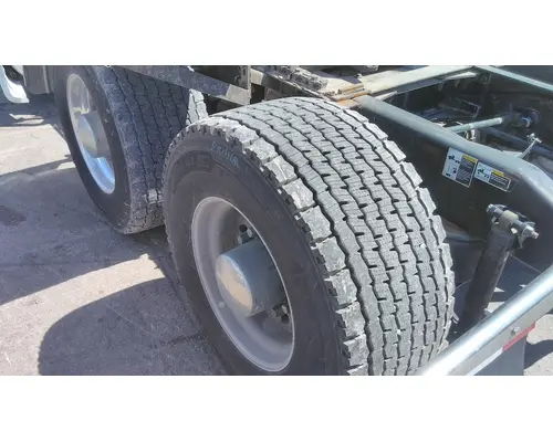 PETERBILT 579 WHOLE TRUCK FOR RESALE