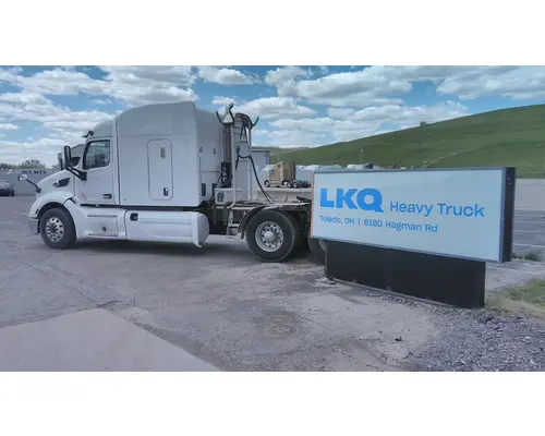 PETERBILT 579 WHOLE TRUCK FOR RESALE