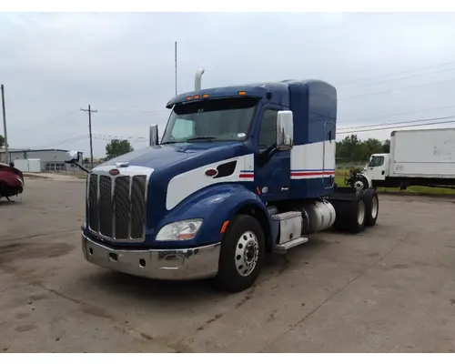 PETERBILT 579 WHOLE TRUCK FOR RESALE