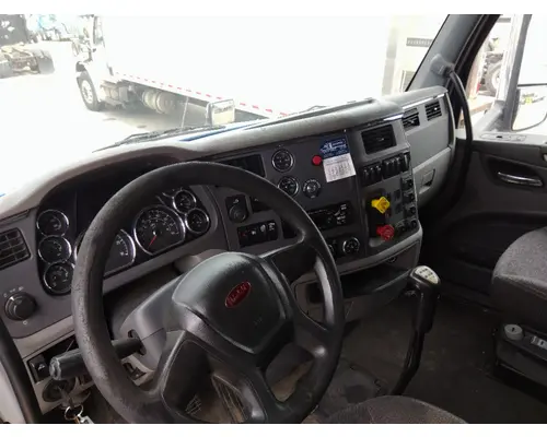PETERBILT 579 WHOLE TRUCK FOR RESALE