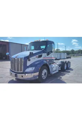 PETERBILT 579 WHOLE TRUCK FOR RESALE